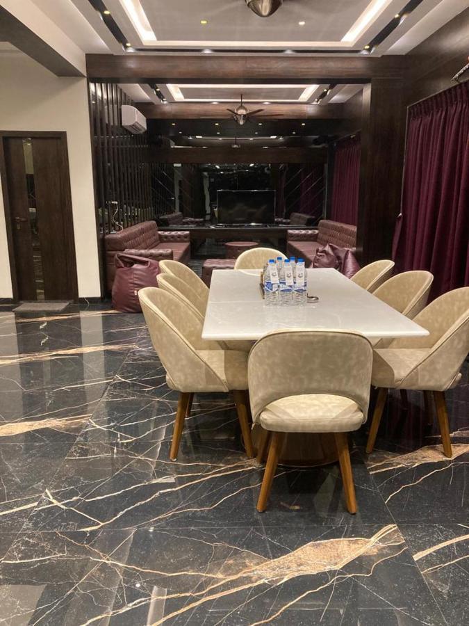 F3 Macau Villa Igatpuri Esterno foto