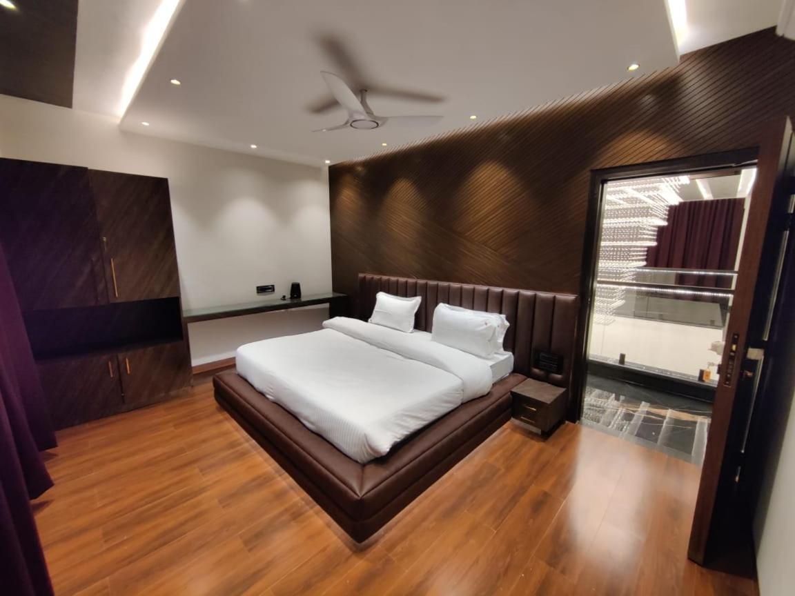 F3 Macau Villa Igatpuri Esterno foto